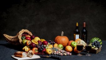 Still Life Photography: The Ultimate Guide (+ 9 Tips)